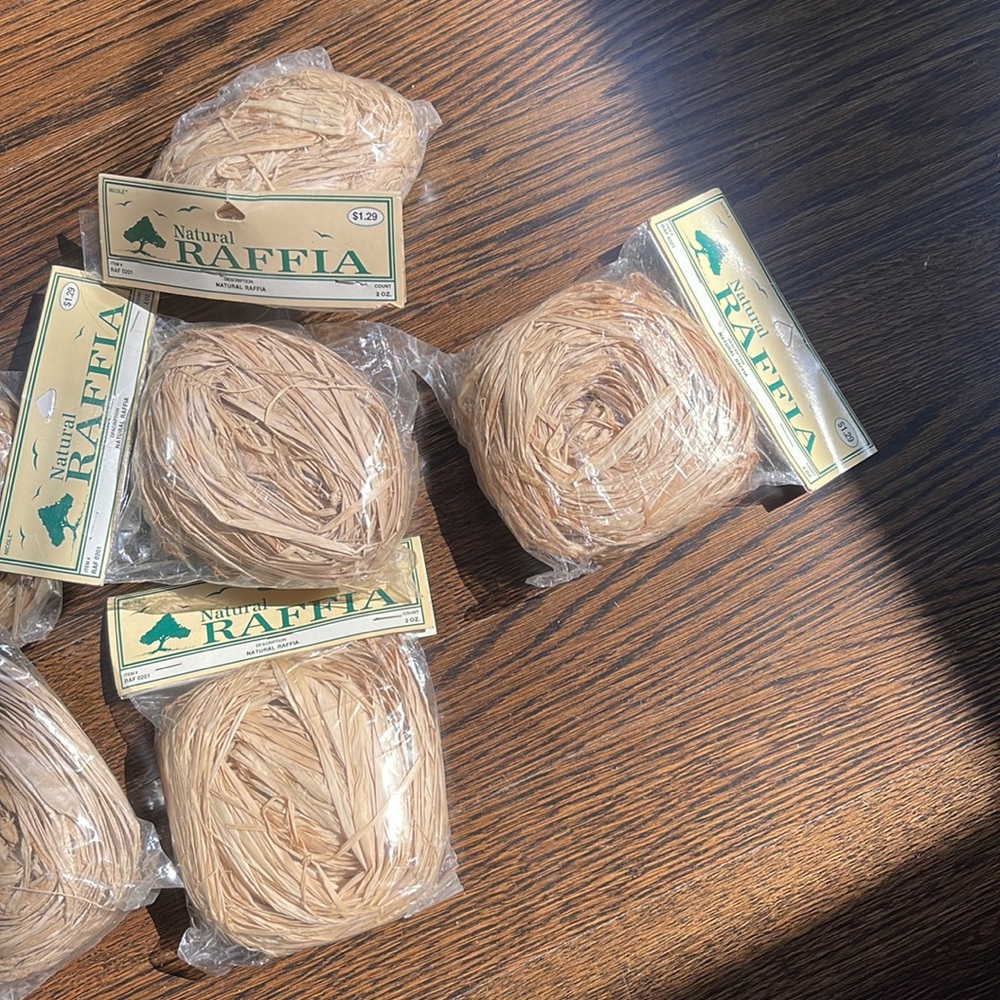 6 2 Oz bags natural raffia. New! Cleaning out my attic! - Picture 4 of 4